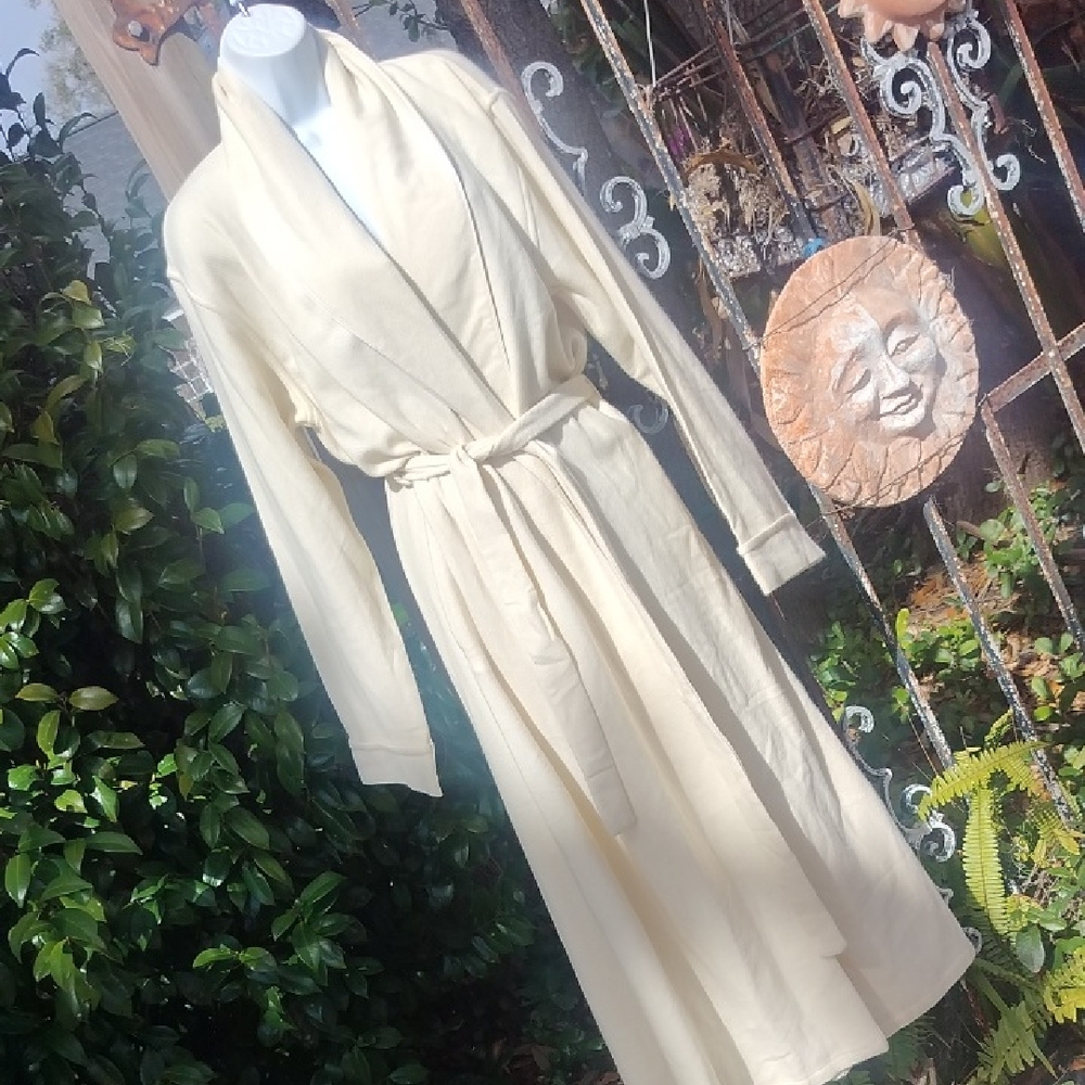 Cashmere Boutique 100% Pure Cashmere Women's Vanilla Robe L/XL, Luxury